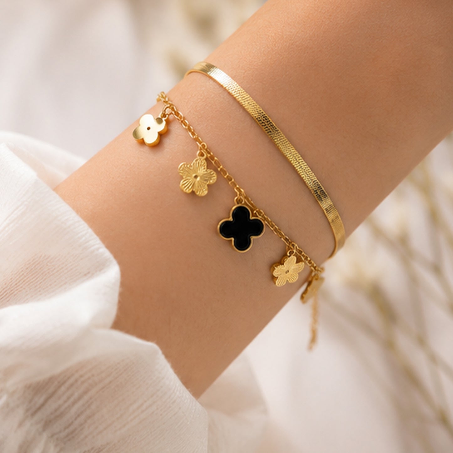 Clover Snake Chain Bracelet